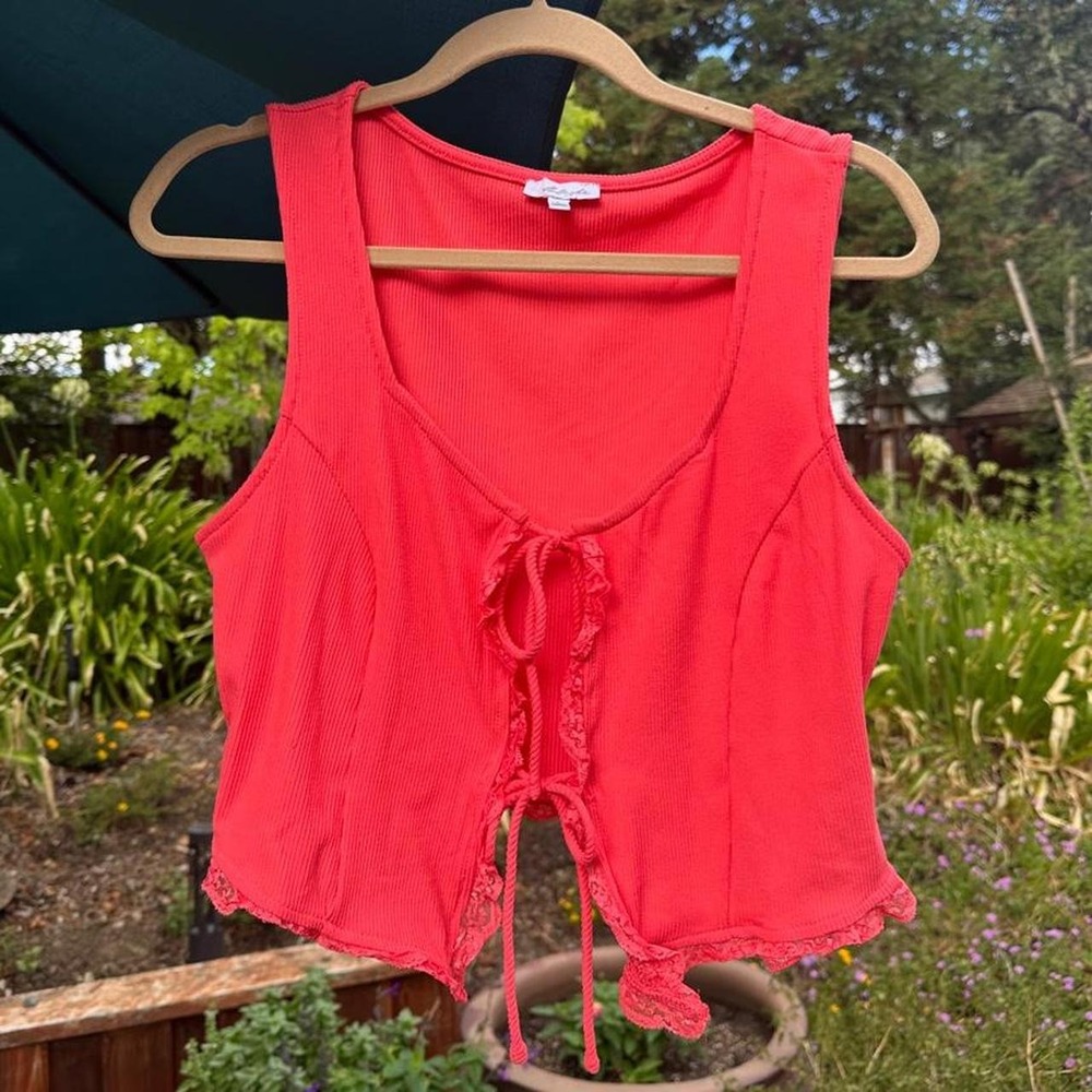 Blashe Coral Tie Front Crop Tank